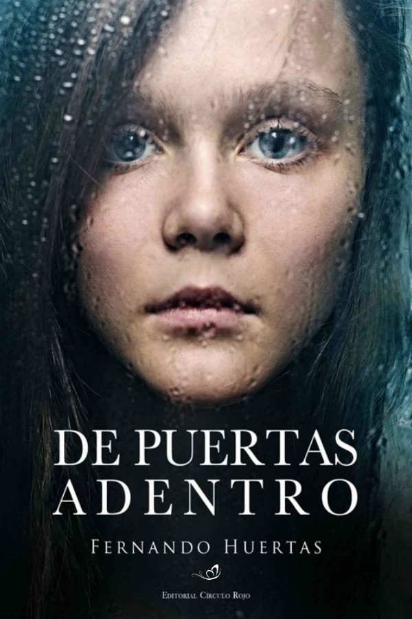De puertas adentro